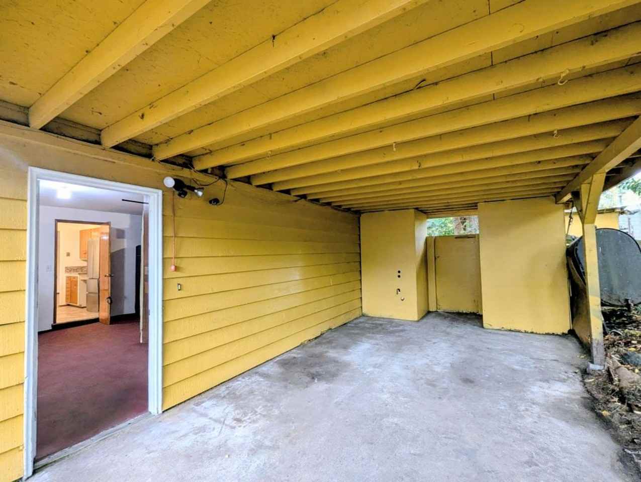 17253 44th Ave Ne - Photo 3 of 23