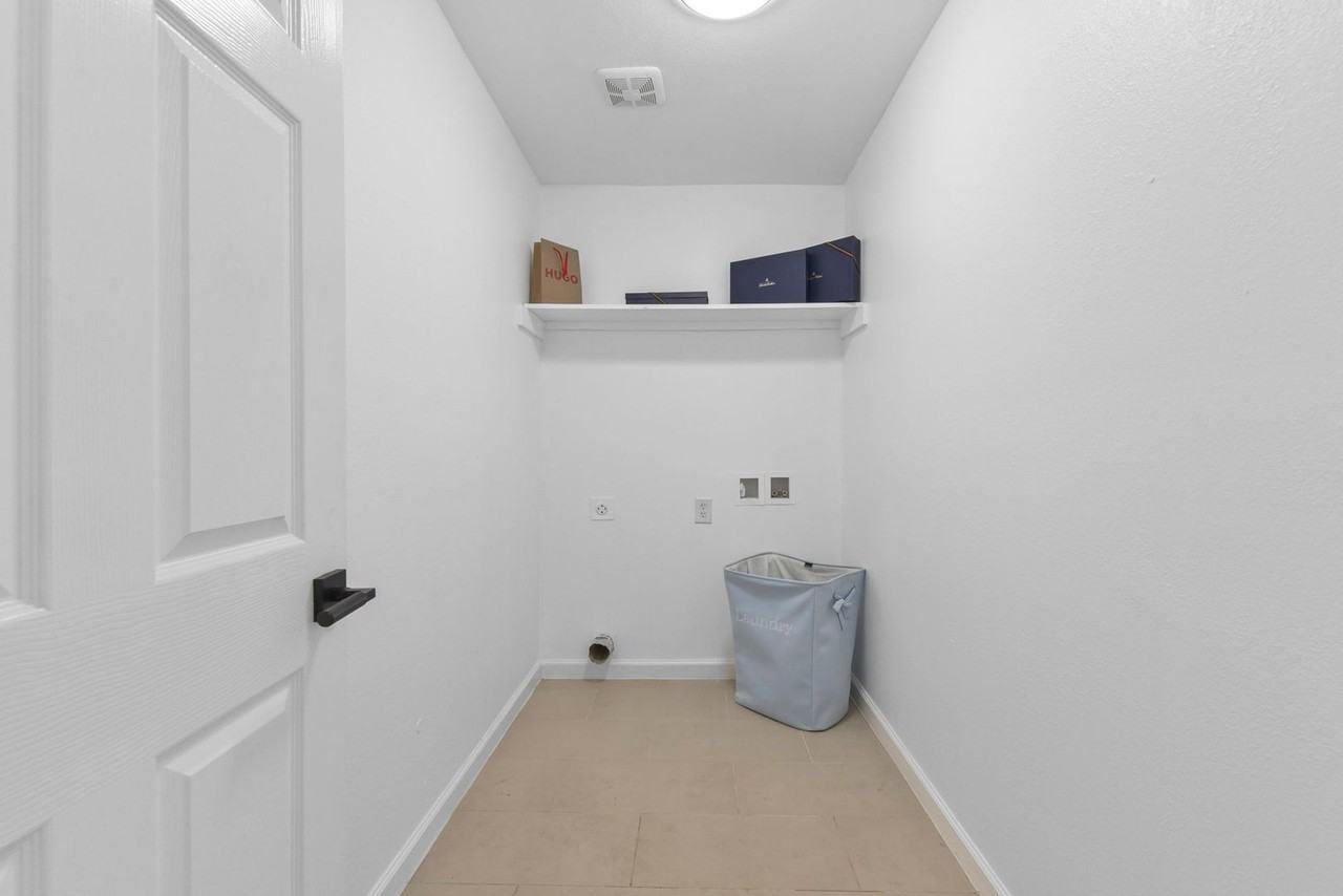 5530 Malmedy Road - Photo 6 of 24