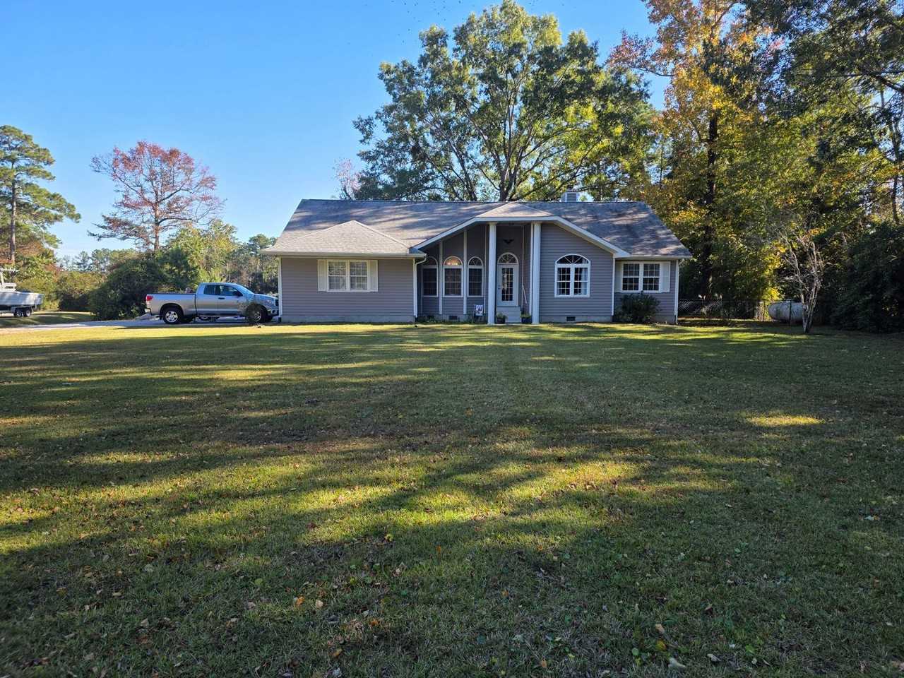 133 Cummins Creek Rd - Photo 2 of 50