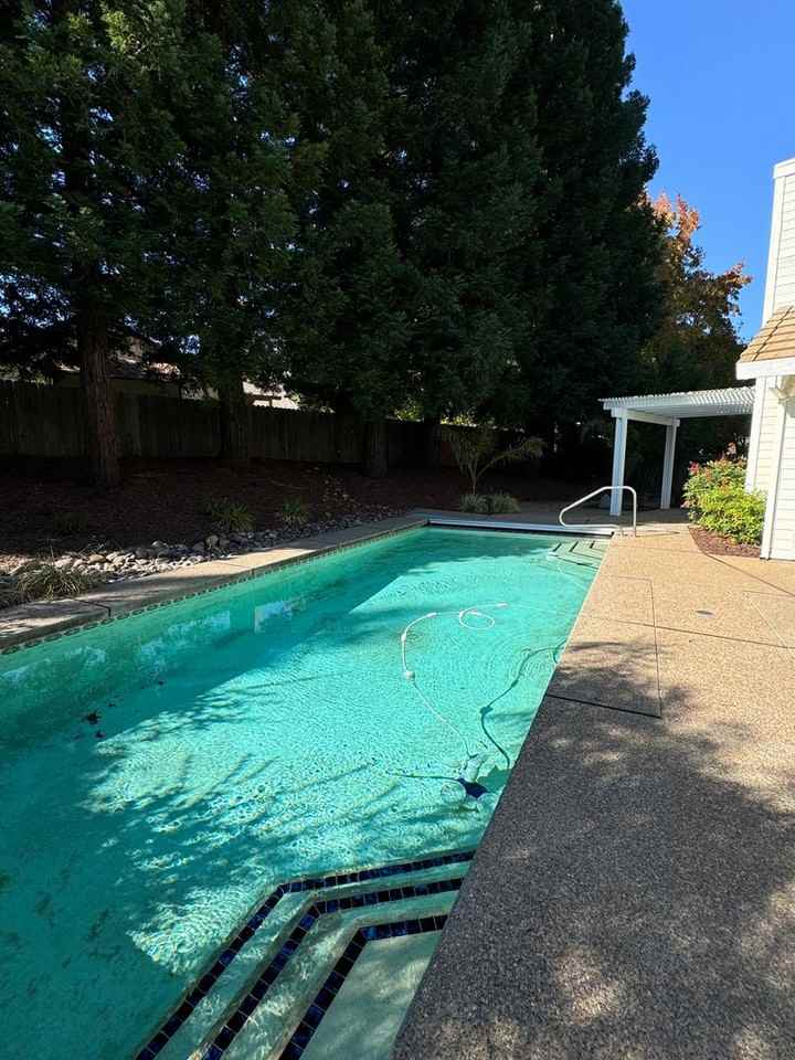 2515 Sullivan Dr - Photo 3 of 25