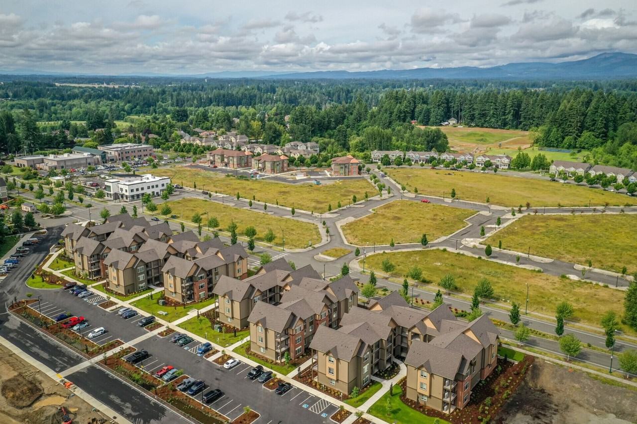 Copper Leaf Residences - Photo 4 of 16