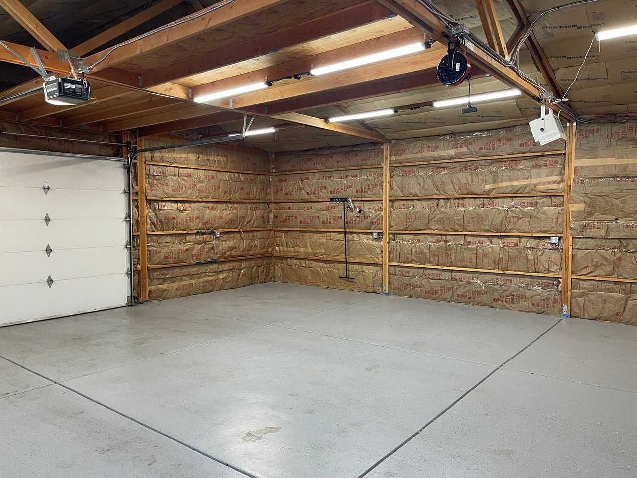 2379 Bunch Way - Photo 4 of 22