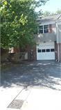 133 Pickwick Pl #1 - Photo 3 of 16