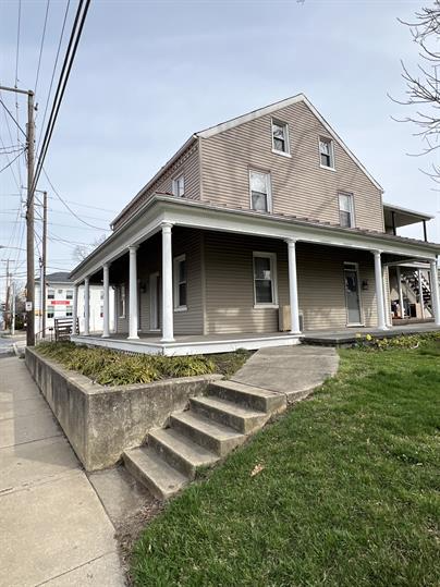 238 N George St #A - Photo 4 of 8