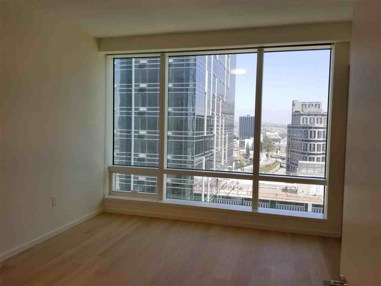 877 Francisco St #1 - Photo 7 of 10