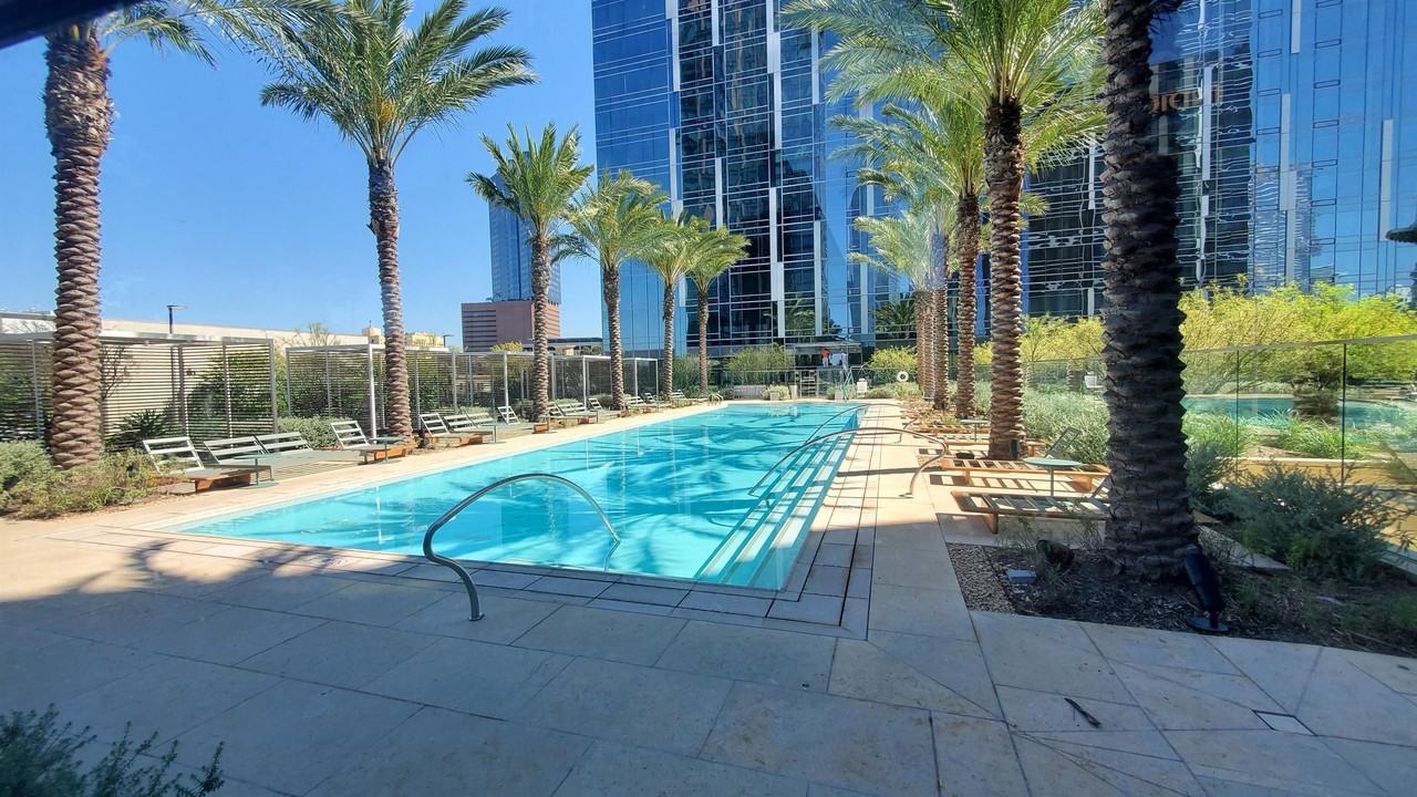 877 Francisco St #1 - Photo 6 of 10