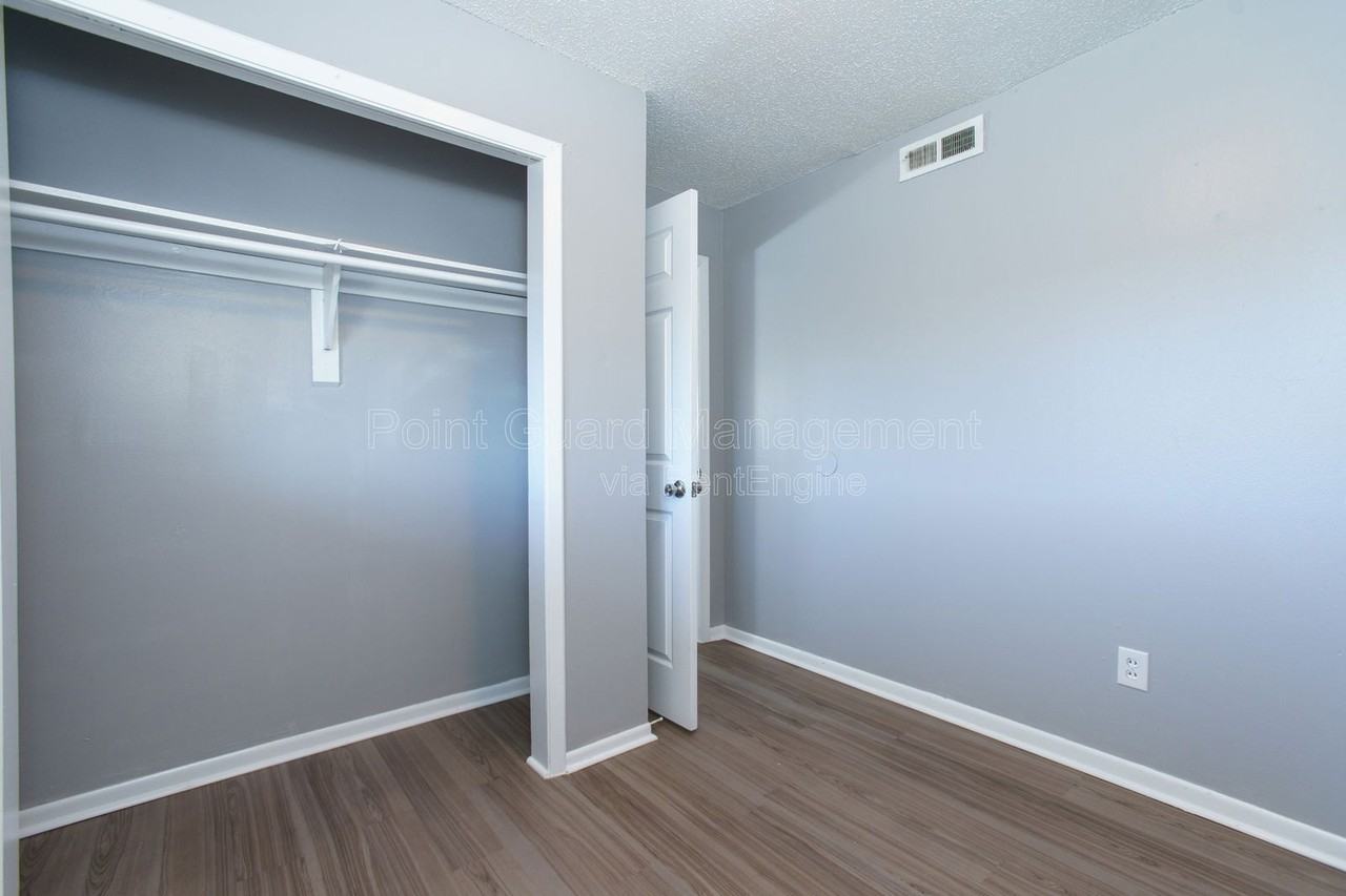 2626 W 9th St N #106 - Photo 7 of 9