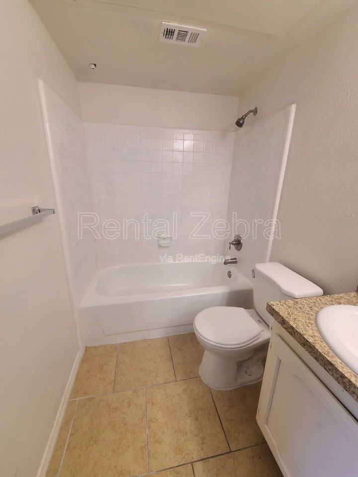 4633 Carr Street - Photo 5 of 14