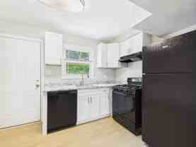 10 W 27th St - Photo 1 of 1