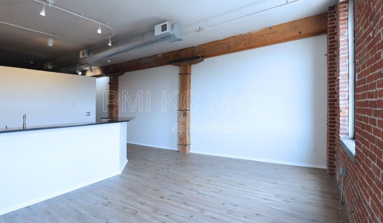 200 Main St #310 - Photo 6 of 39
