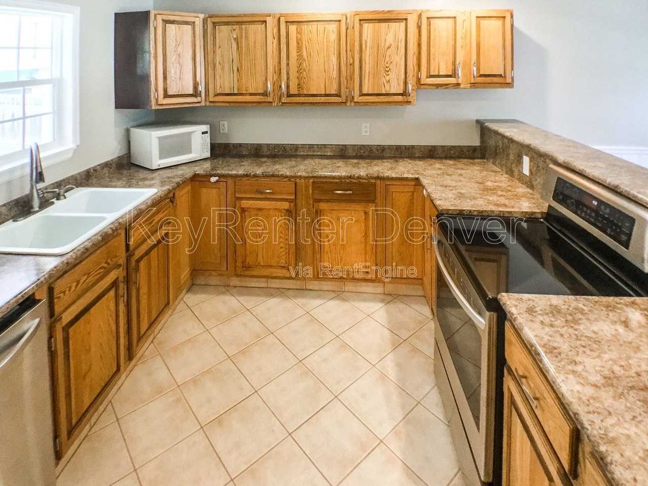 7012 S Eudora St - Photo 7 of 31