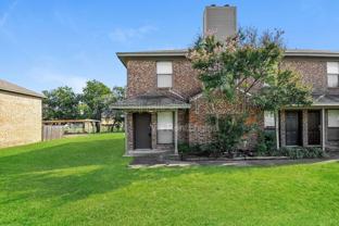 5933 Shadydell Dr - Photo 1 of 1