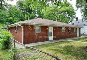 featured image of 4408 S 1st St #1