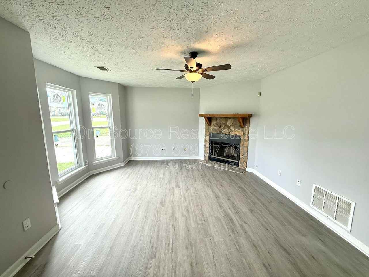 3628 Hopkins Ct - Photo 5 of 22