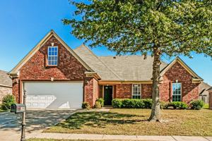 featured image of 8390 Pinnacle Dr