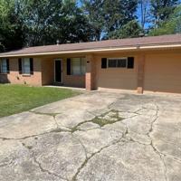 featured image of 11 Camelia Ln