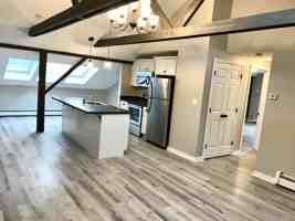 featured image of 10 Harlow St #E