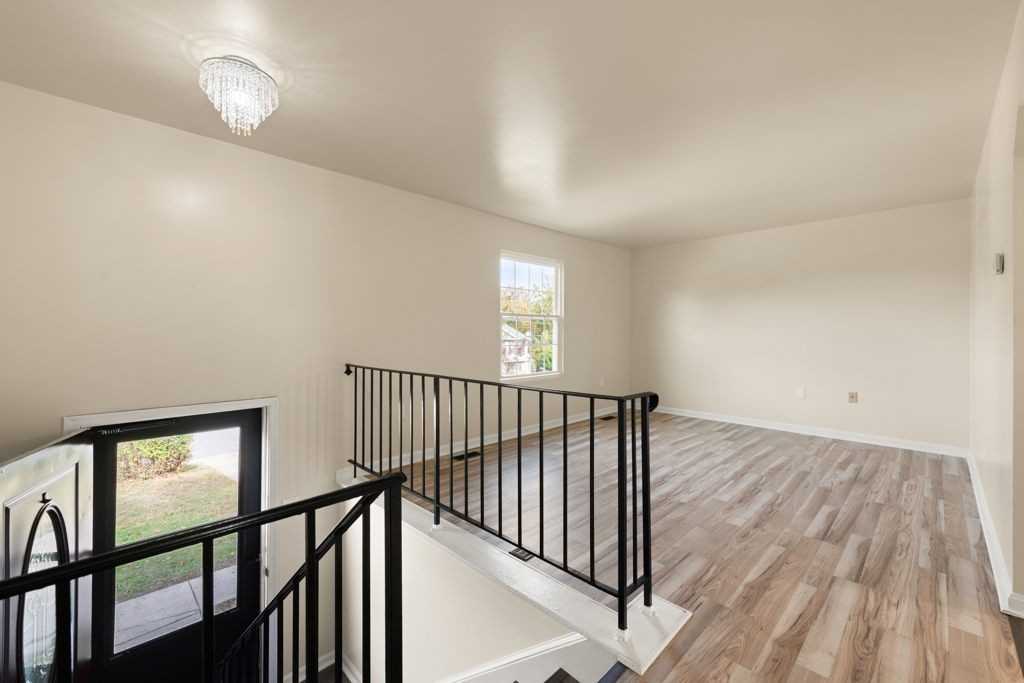 6419 Lee Place - Photo 3 of 18