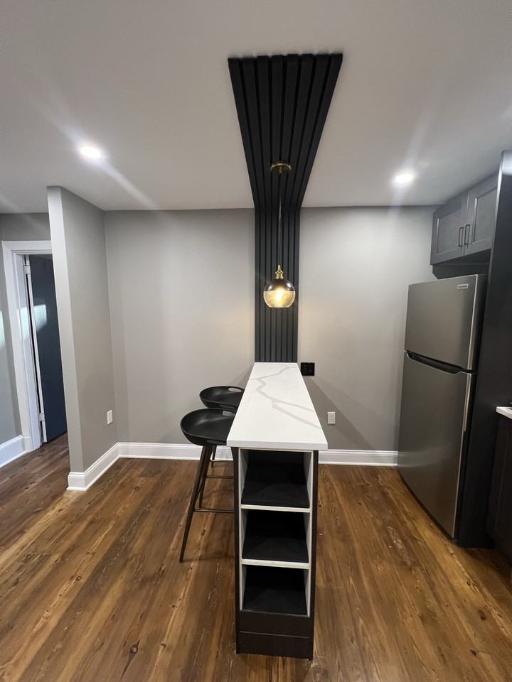 814 S 9th St #B - Photo 2 of 15