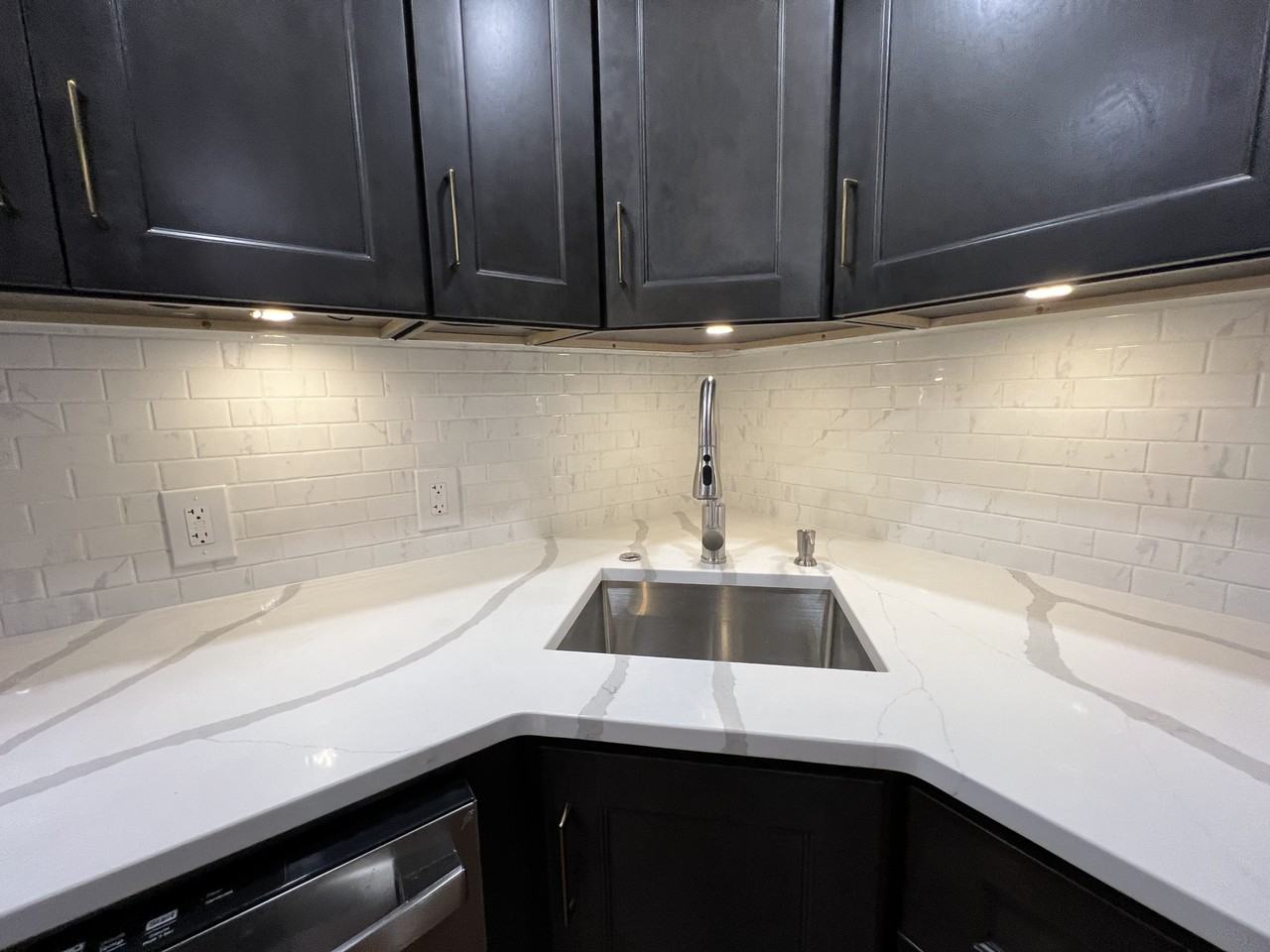 814 S 9th St #B - Photo 5 of 15