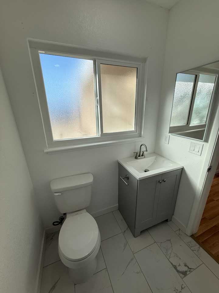 415 E Avenue J15 Lancaster East Avenue H10 #J15 - Photo 4 of 20