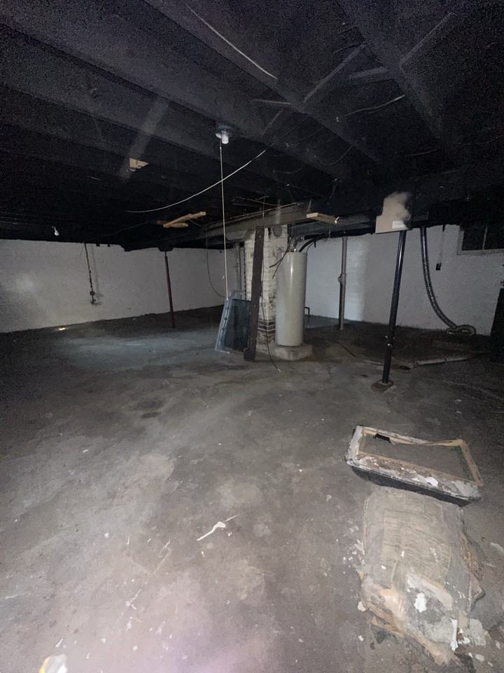 5526 Jennings Station Rd - Photo 7 of 11