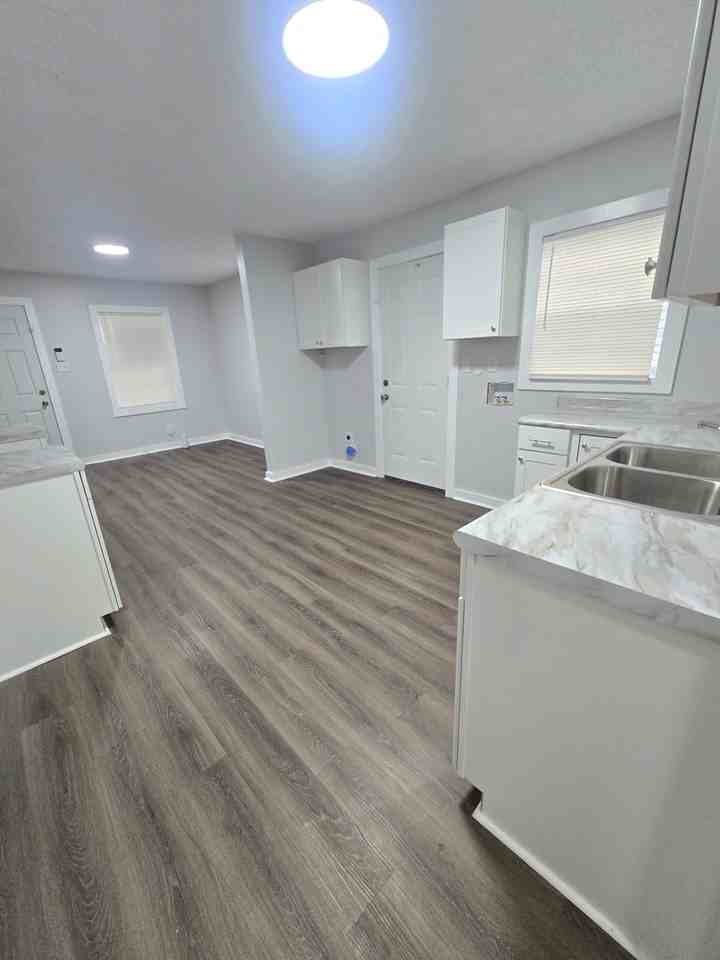 1432 James St #1432JAMES - Photo 6 of 13