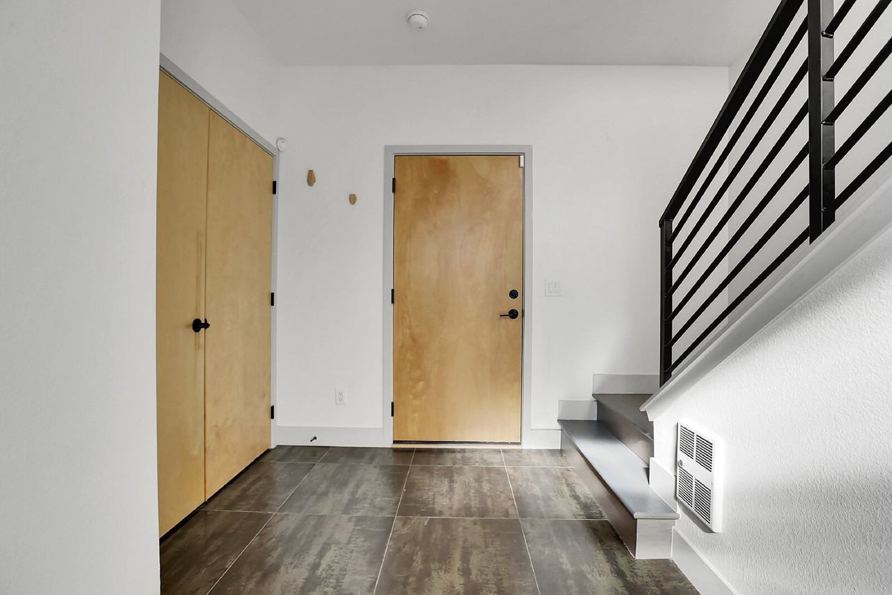 1463 30th Street - Photo 2 of 50