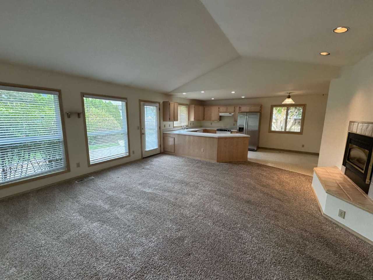 4469 Se Pennywood Dr - Photo 3 of 16