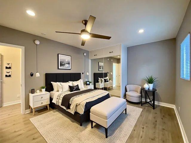 1217 N Virgil Ave ##7 - Photo 5 of 19