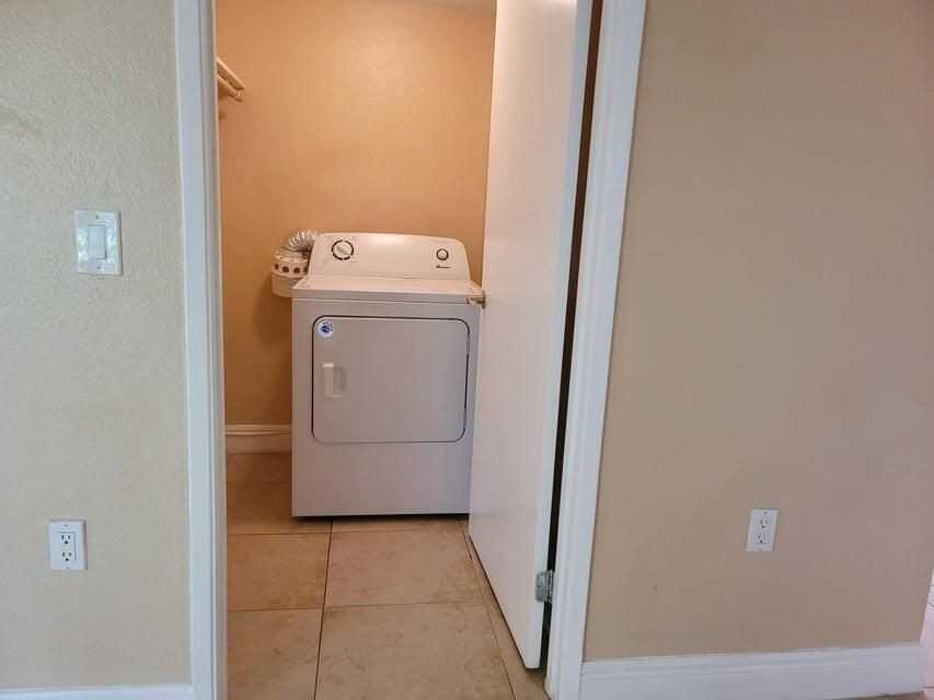 1542 Lake Crystal Dr ##H - Photo 7 of 7