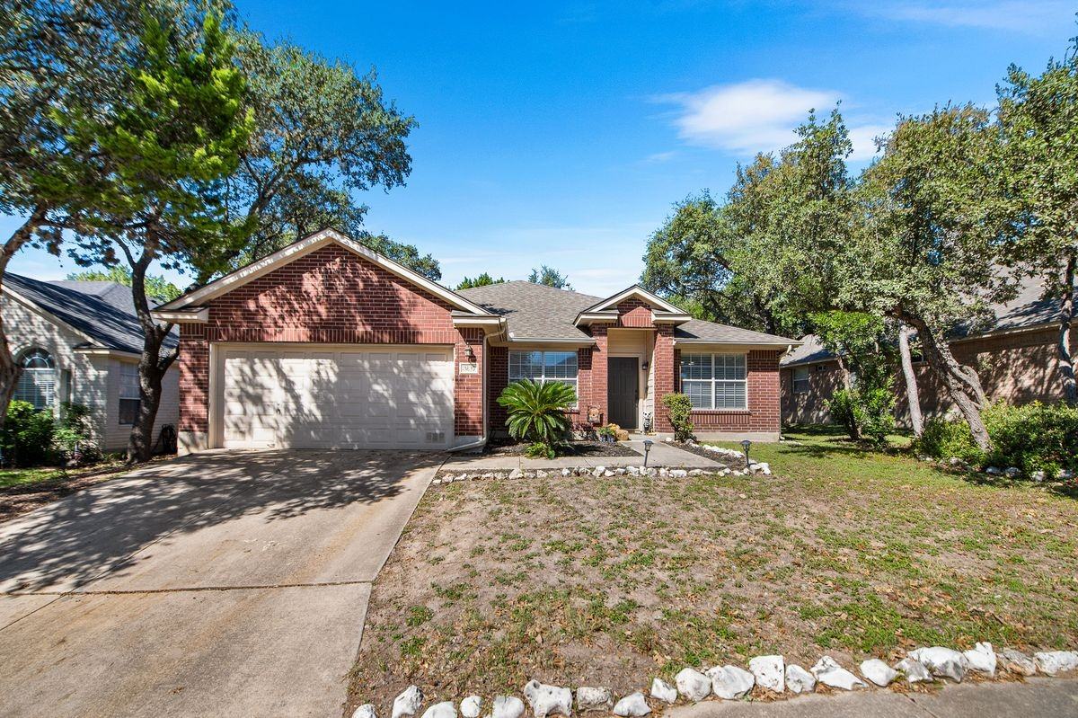 13839 Bent Ridge Dr - Photo 2 of 38