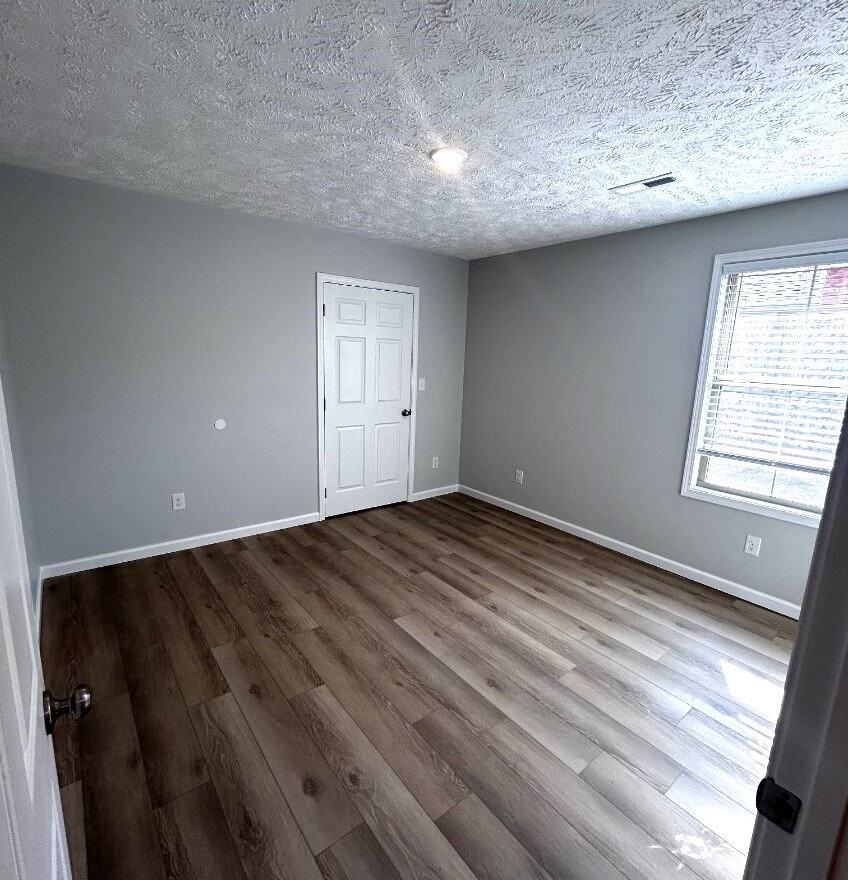 1835 Stallings Rd - Photo 2 of 8