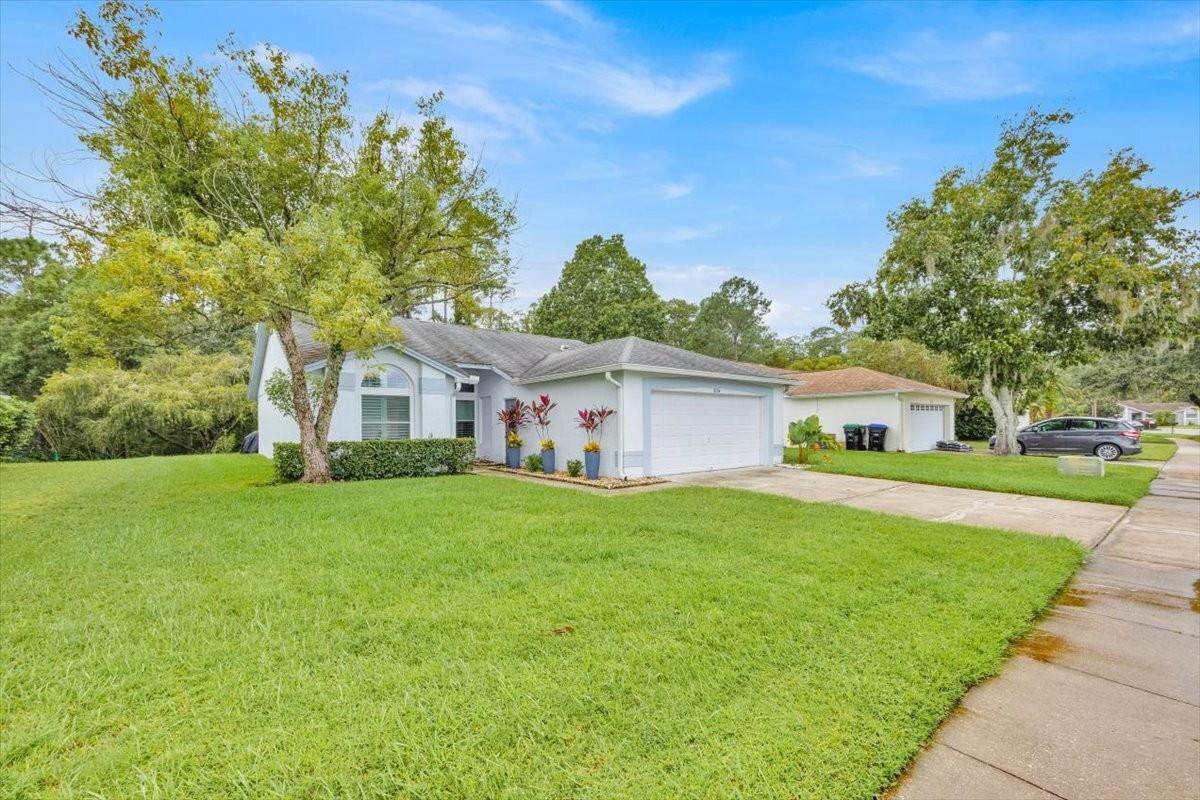 5734 Delano Lane - Photo 3 of 28