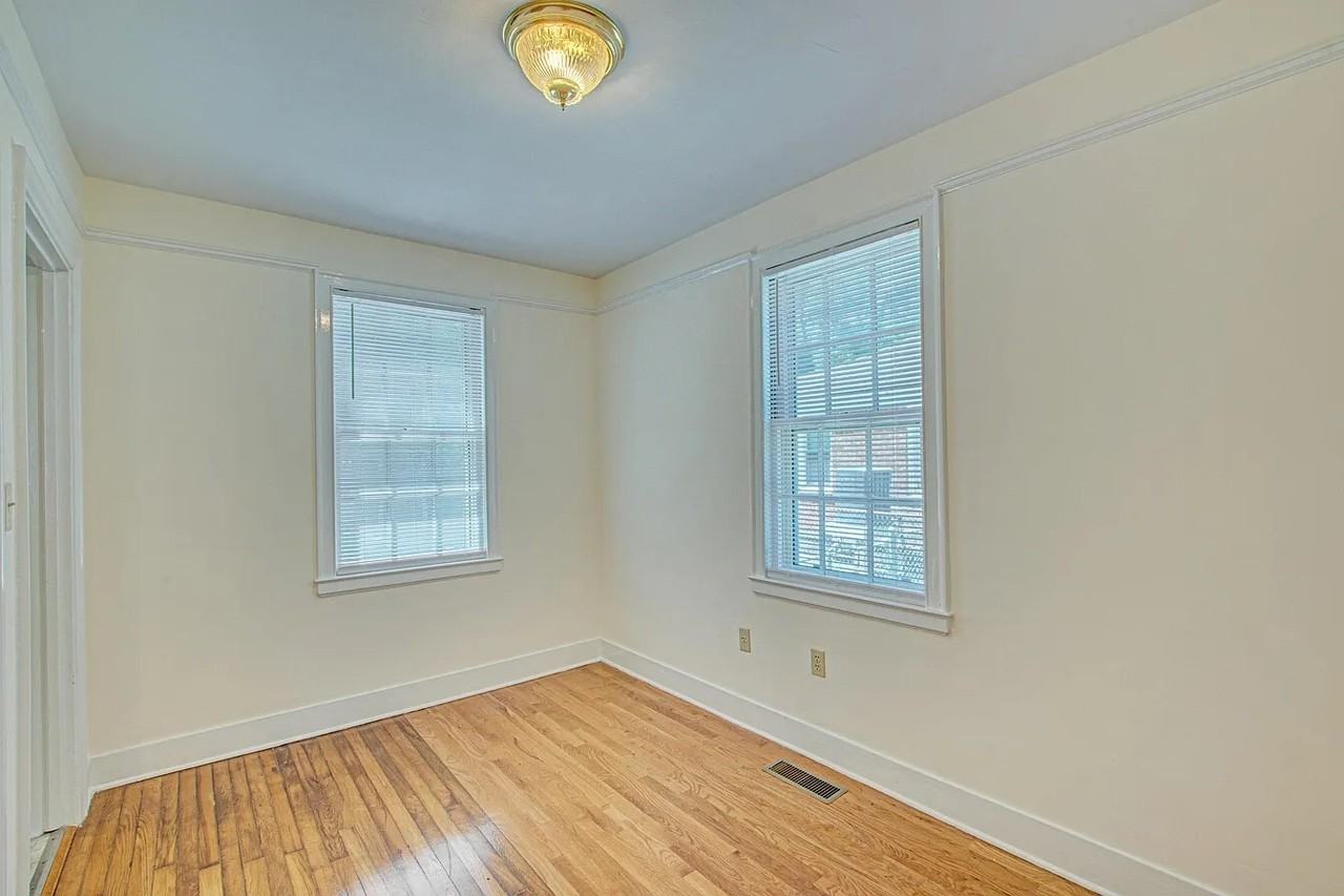 37 Lyttleton Ave - Photo 3 of 13