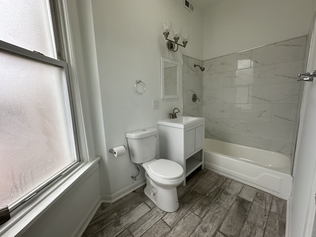 4121 W Wilcox St #3 - Photo 6 of 8