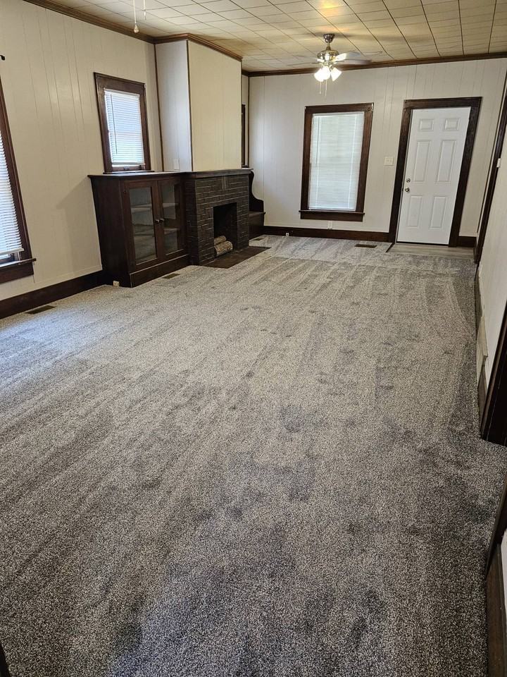 1506 S Greenwood Ave - Photo 3 of 10