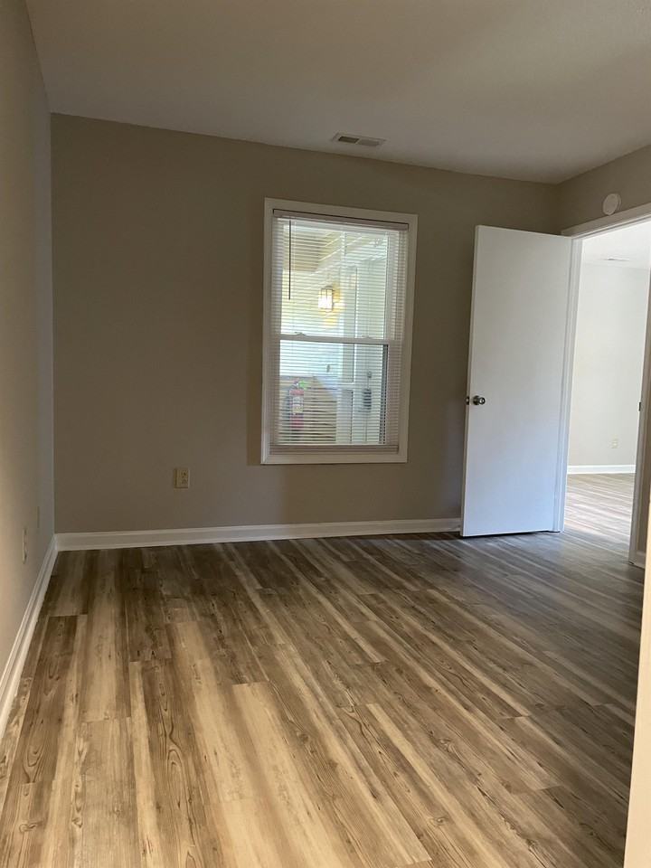 3561 Mill Run #3561 - Photo 4 of 38