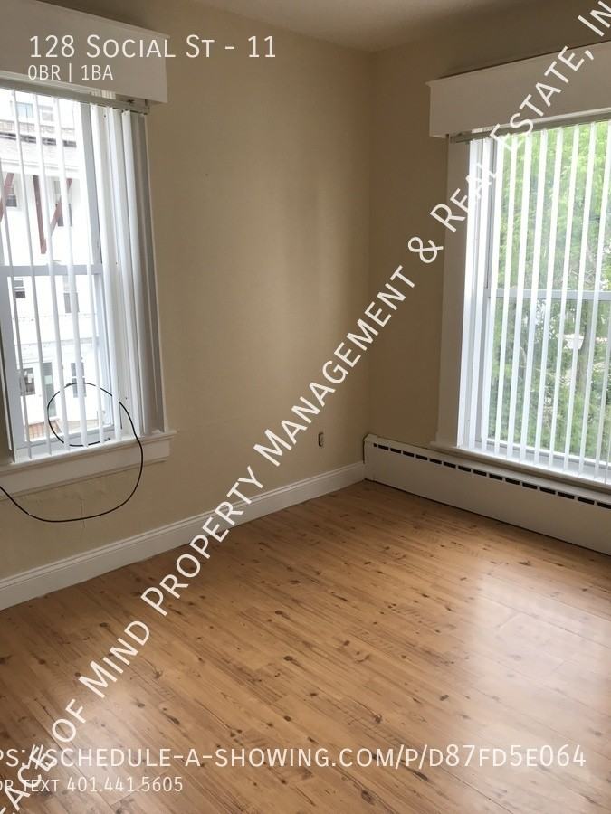 128 Social St #11 - Photo 3 of 10
