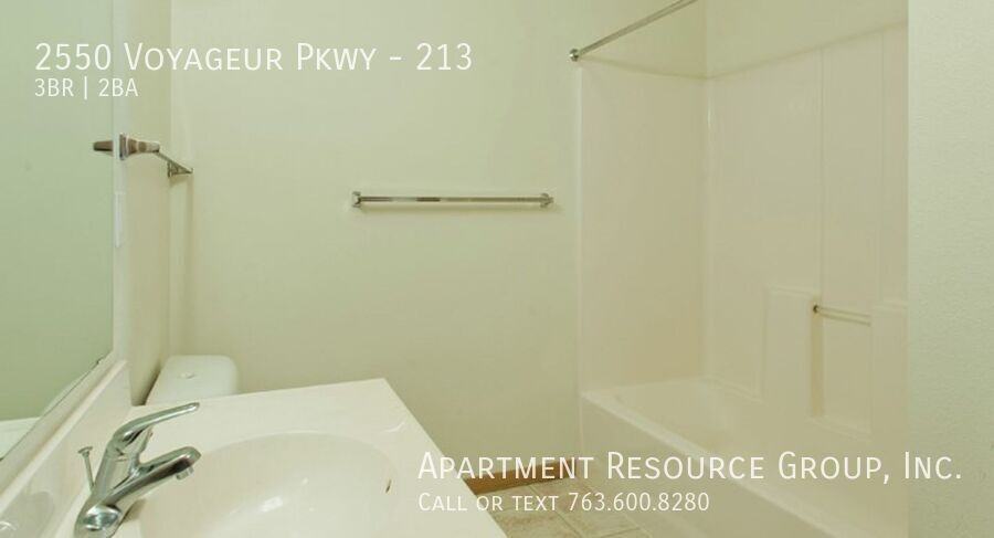 2550 Voyageur Pkwy #213 - Photo 3 of 5