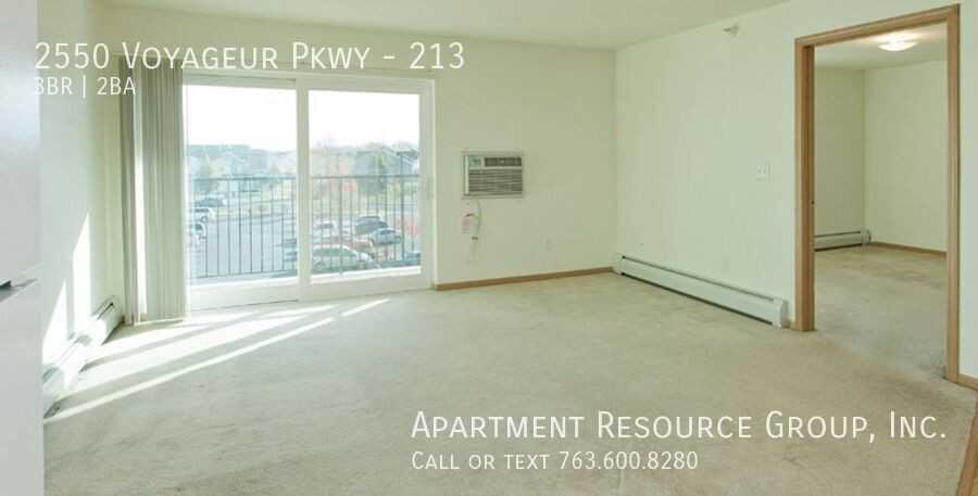 2550 Voyageur Pkwy #213 - Photo 4 of 5