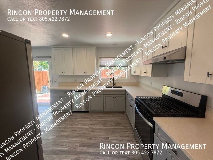 102 Hoover Ave - Photo 6 of 14