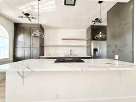 300 N Bonnie Brae St #103 - Photo 1 of 1