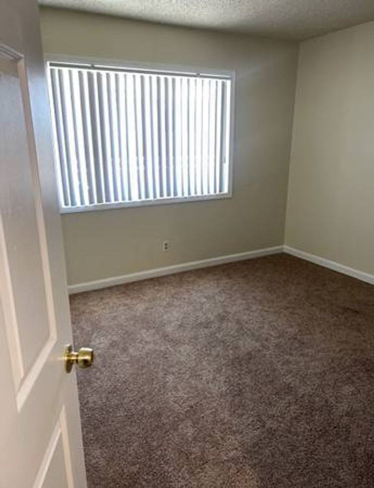 Casa Annex Apartment Homes - Photo 2 of 11