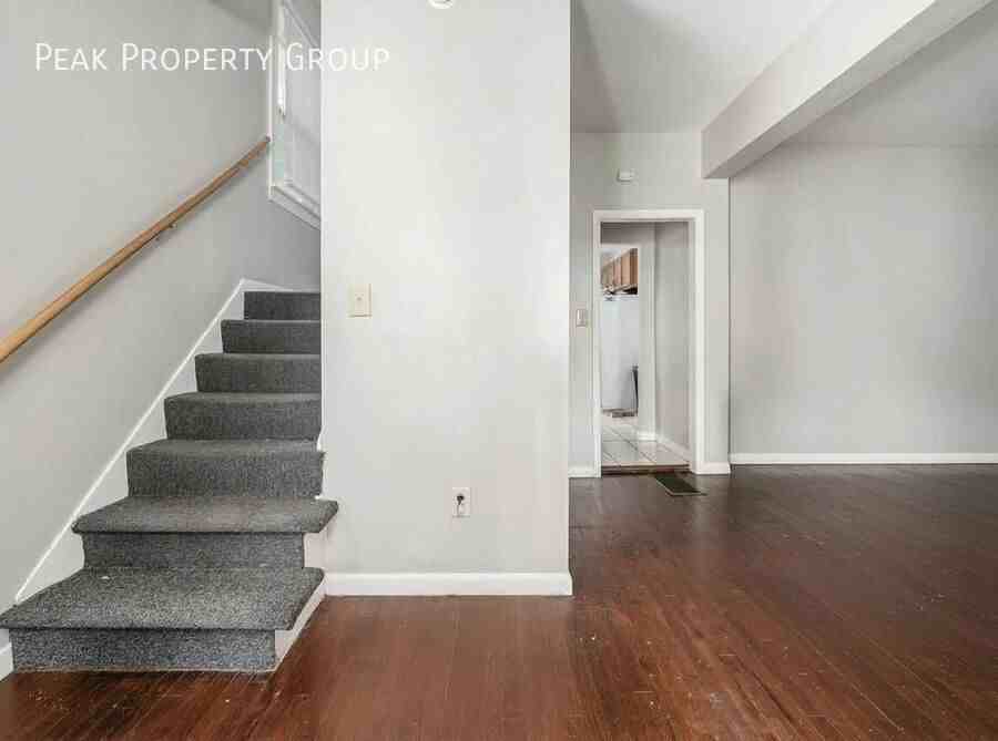 227 East Northwood Avenue - Photo 5 of 18