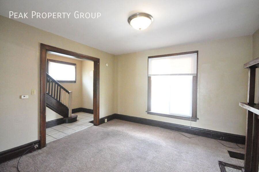 177 East 11th Avenue - Photo 4 of 17