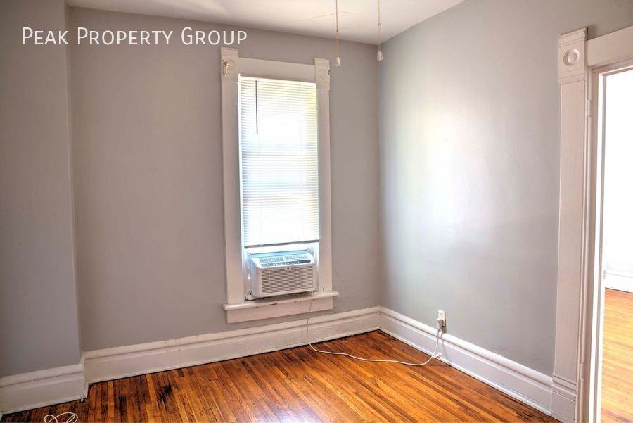 246 West 5th Avenue - Photo 6 of 9