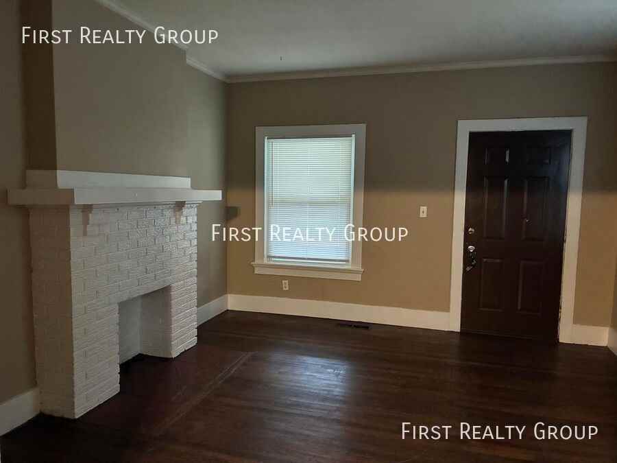 1513 Wyoming St - Photo 2 of 9