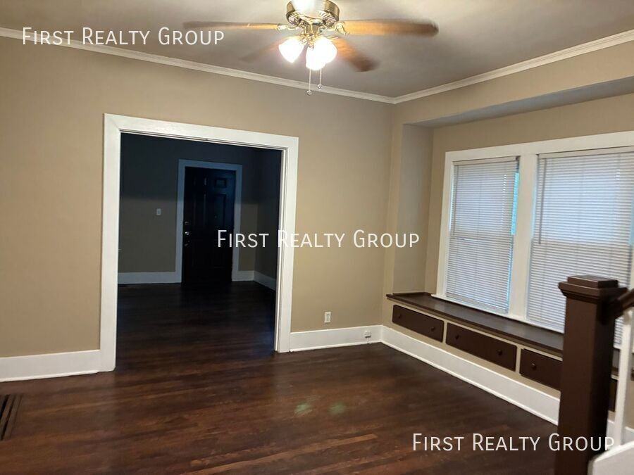 1513 Wyoming St - Photo 4 of 9