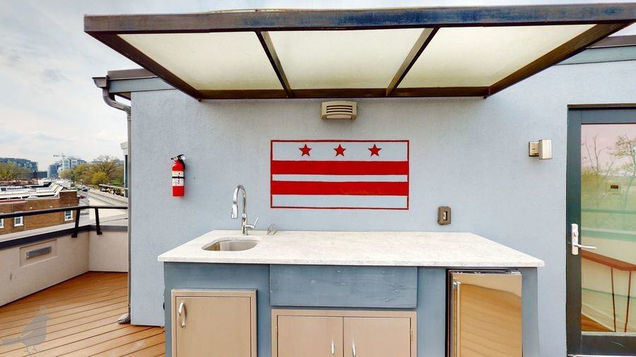 1103 9th St Ne #2 - Photo 4 of 50